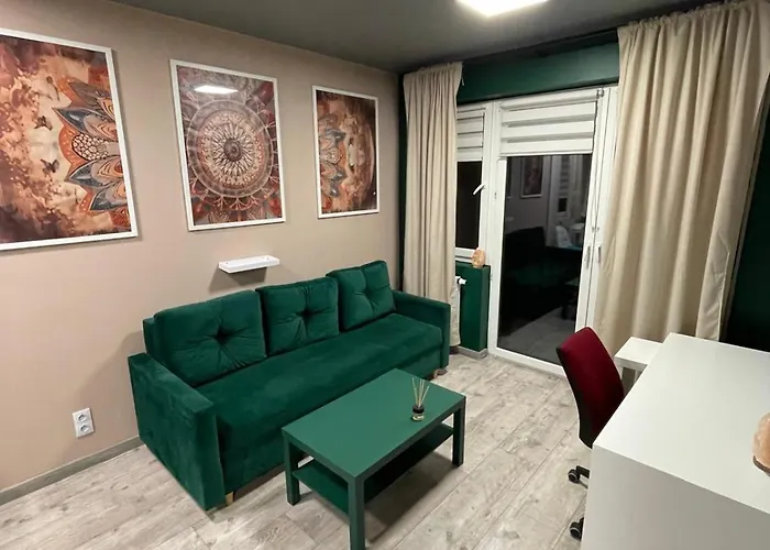 דירה Yoniharmony - 2 Parking Places סוסנוביץ'