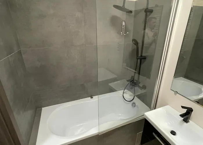 Yoniharmony - 2 Parking Places * סוסנוביץ'