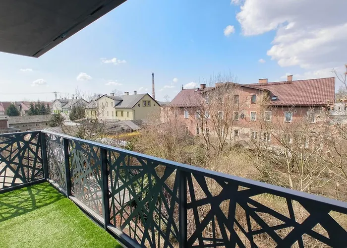 Yoniharmony - 2 Parking Places *